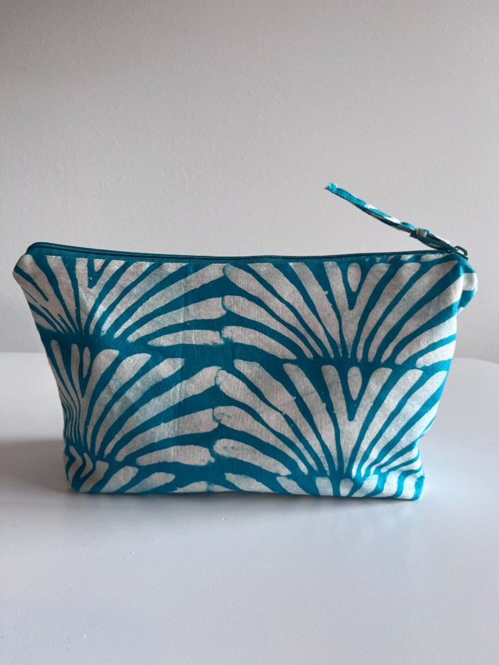 Two Queen Alaffia Cosmetic Bags, NWOT - Picture 3 of 12